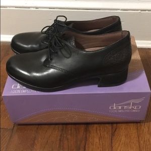 Dansko Louise Oxfords, 39, like new